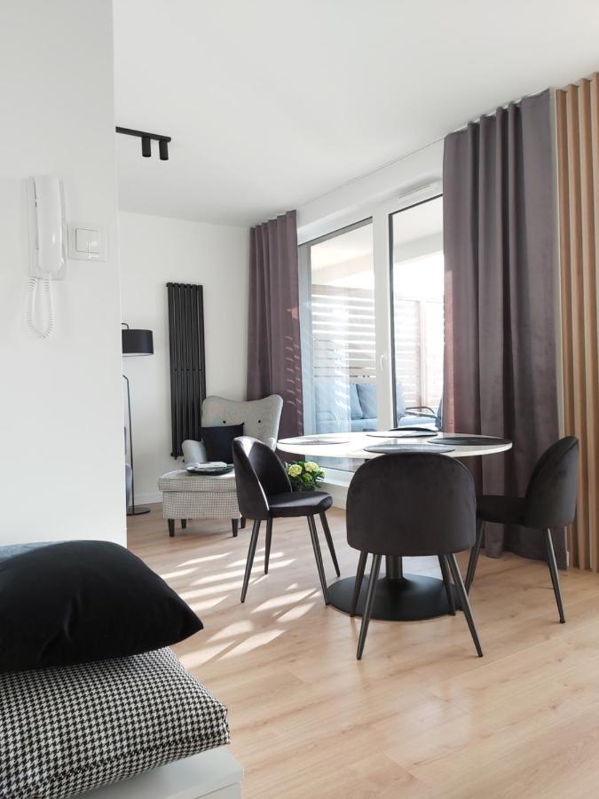 Apartament 150 Zaspa Vvita Z Prywatnym Ogrodem I Tarasem 格但斯克 外观 照片