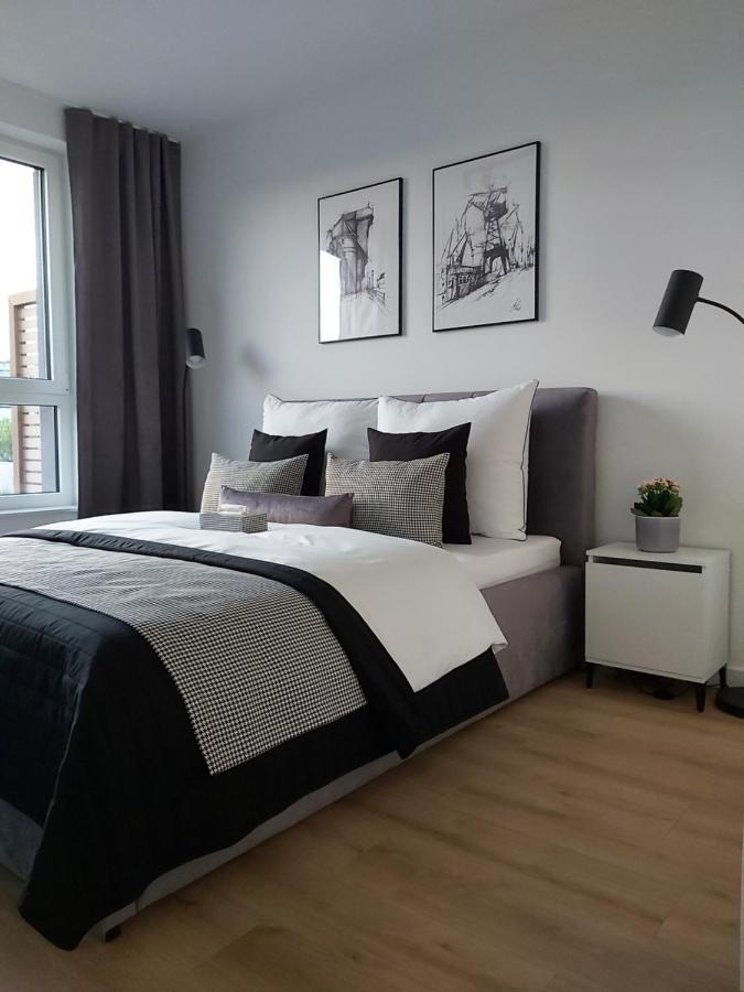 Apartament 150 Zaspa Vvita Z Prywatnym Ogrodem I Tarasem 格但斯克 外观 照片