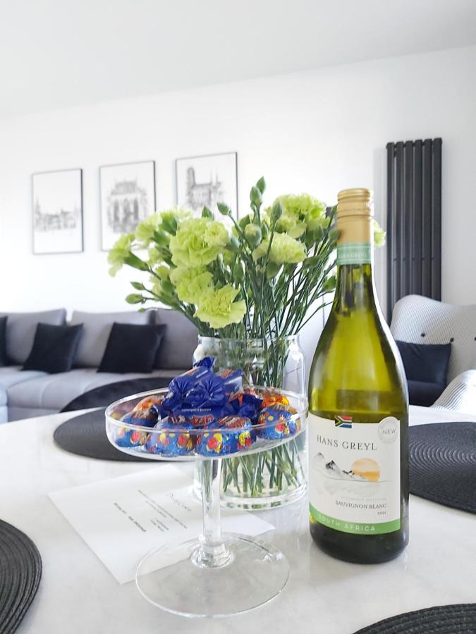 Apartament 150 Zaspa Vvita Z Prywatnym Ogrodem I Tarasem 格但斯克 外观 照片