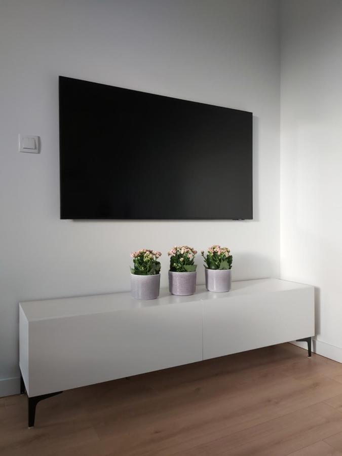 Apartament 150 Zaspa Vvita Z Prywatnym Ogrodem I Tarasem 格但斯克 外观 照片