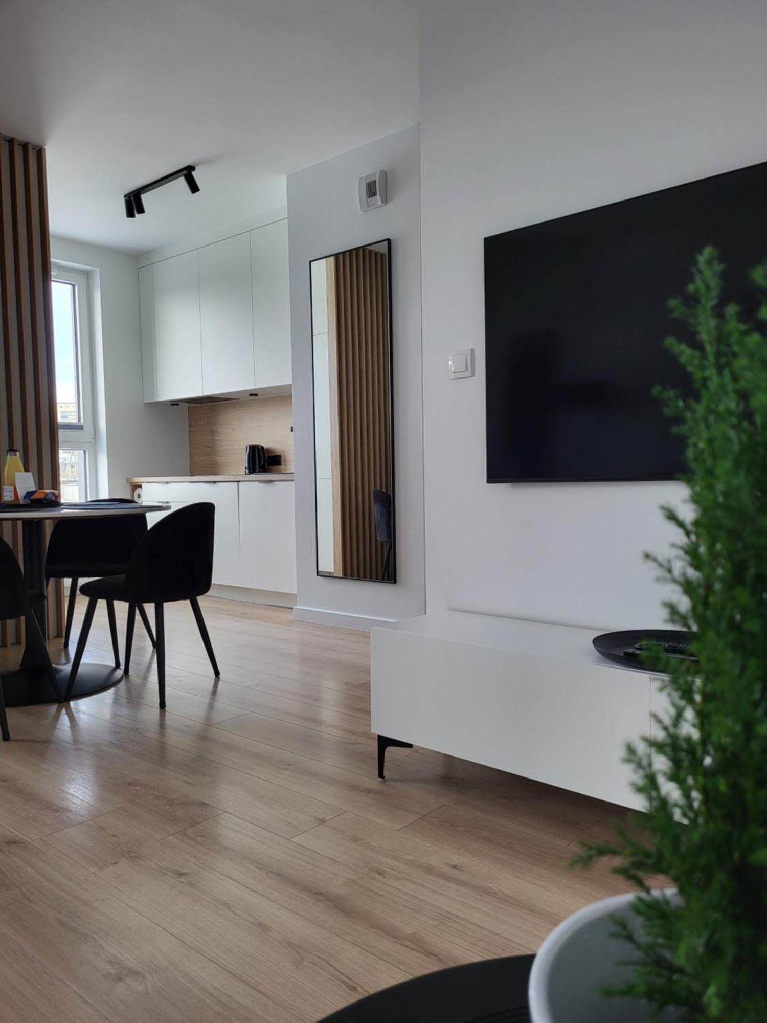 Apartament 150 Zaspa Vvita Z Prywatnym Ogrodem I Tarasem 格但斯克 外观 照片